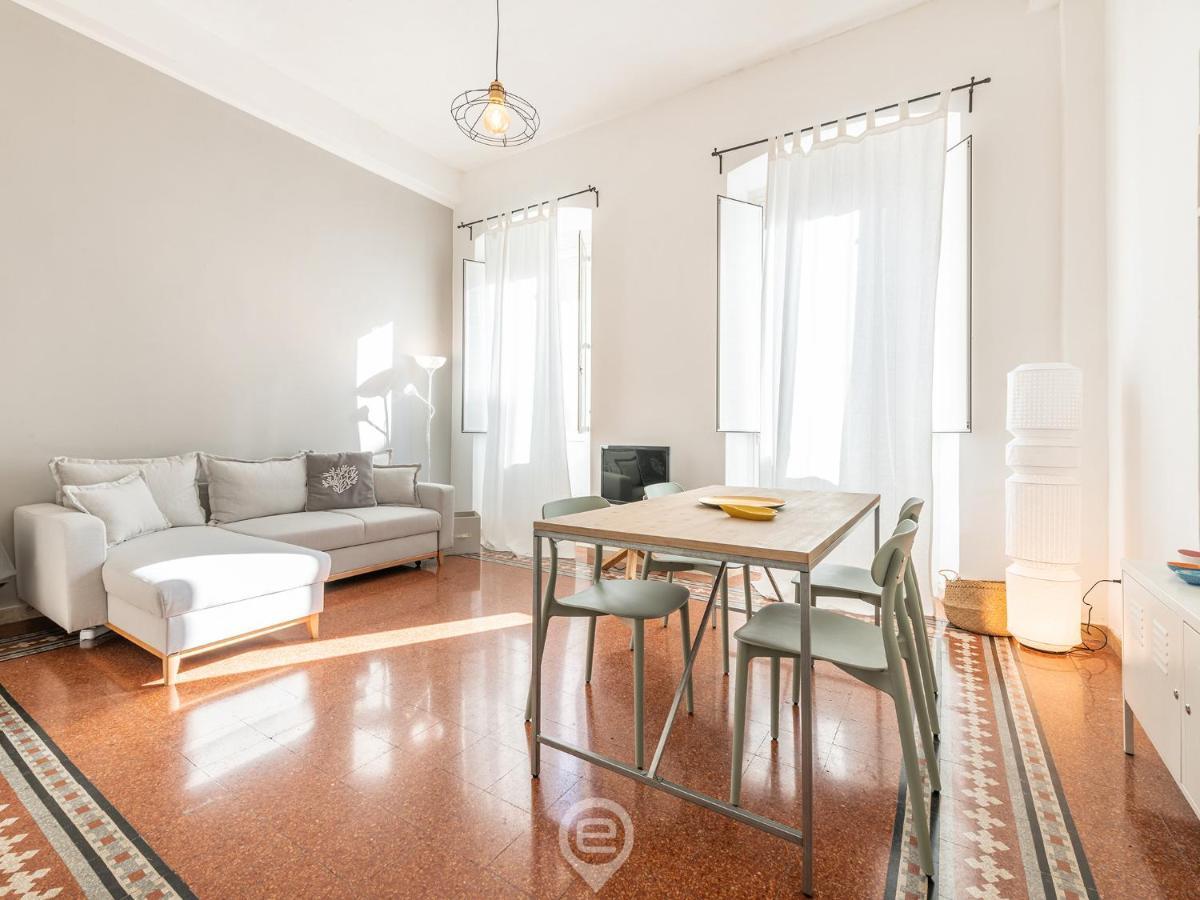 Mirabel Apartment - Wonderful Flat In City Center Cagliari Exterior photo